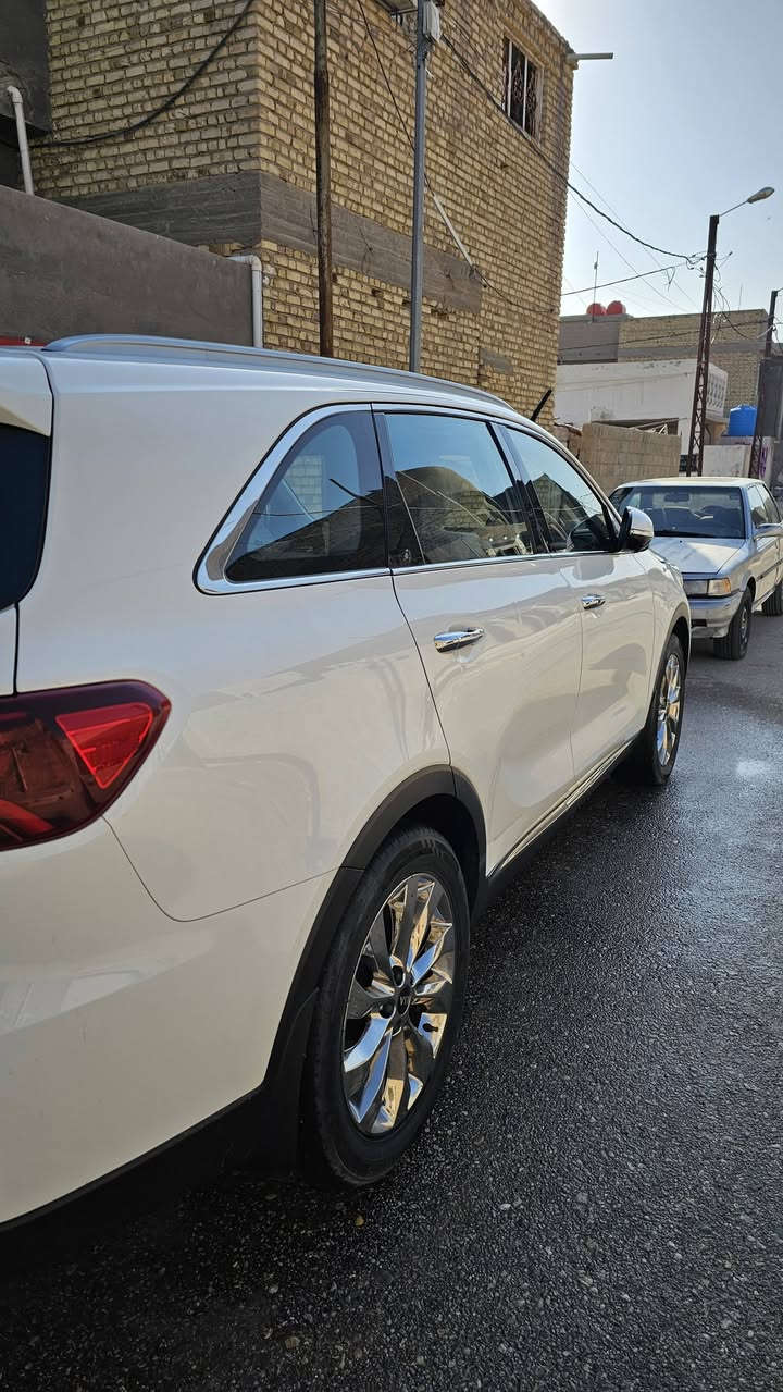 يا الله
سورنتو 2020 
سنوية جديد لل٣٠  8نمر 
رقم مثنى مميز مكرر 83
فول مواصفات بصمة بل يدات 
تشغيل بصمة جنطة كهرباء
كشنات جلد ماشية قليل 63
كفالة عدا كم بارد موضحات بل سونار سيارة حيل نضيفة  
(كامرة دوارة 5كامرات وحساسات خير من الله )
السعر   (260) وبيهة مجال.
الرقم.
***********
