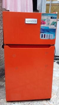 ثلاجة • سعر خاص • مستعجلة