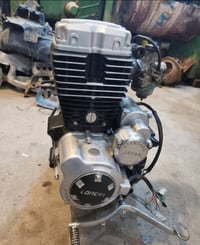 شباب 150 • مفتوح • مفحوص