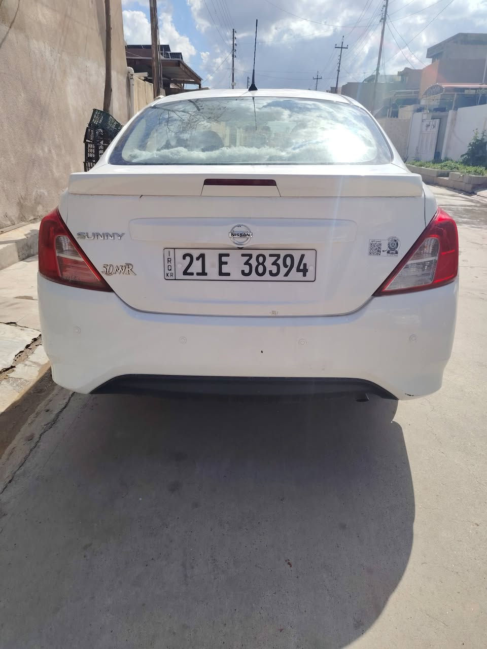 للبيع السعر 112$
نيسان سني هندي موديل 2021 ماشية 81 الف كم
گير ومحرك وتدفئة وتبريد بالشرط. مع دفتر بنزين 
الرقم حديث والسنوية لنهاية 2026 هزة جديد
تحويل مباشر.
السيارة كانت استخدام منزلي فقط
الأضرار كما موجود بورقة الفحص لا اكثر ولا اقل.
السعر 112 وبي مجال قليل.


**إذا كنت صاحب هذا الإعلان وتريد حذفه لأي سبب، رجاءا أرسل رسالة إلى الدعم الفني**