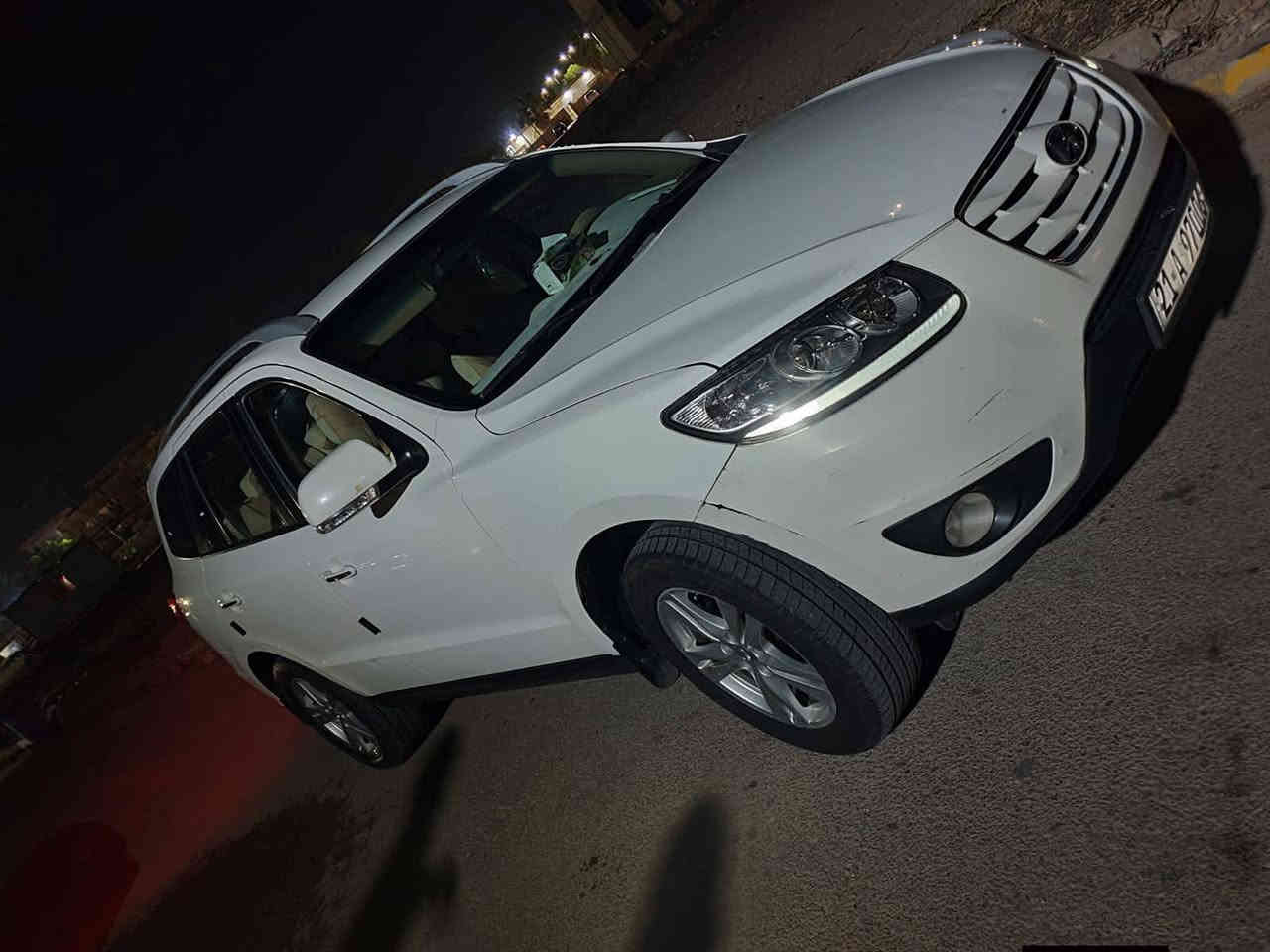 سنتافي 11خليجي محرك 2400 سياره بيها فقط شبر صبغ بيع او مرواس السعر 152وبيها مجال العنون بلدروز ***********
