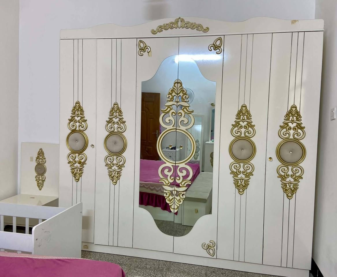 غرفه9 قطع كلش نضيفه 
سعرها 550 بيها مجال للشراي 
نجف حي العداله


**إذا كنت صاحب هذا الإعلان وتريد حذفه لأي سبب، رجاءا أرسل رسالة إلى الدعم الفني**