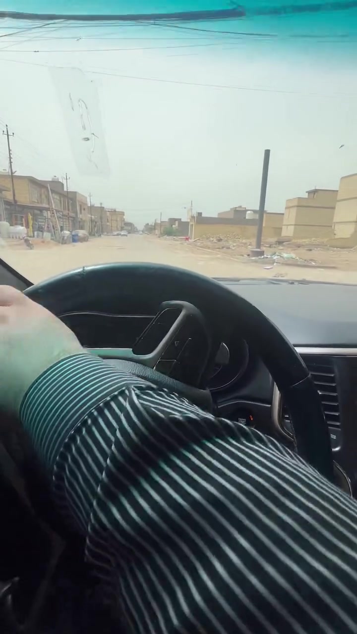 السلام عليكم قطعه ارض لبيع زراعي سند 25 منطقه حي الخليج مجاور شقق الزهور خلف بانزين خانة الخيرات موقع الارض شارع 20مجاور  بل فرع مقابيل اسواق ريتاج 
 

 م 100 مربع ركن 10*10 
سعر مناسب 
***********
