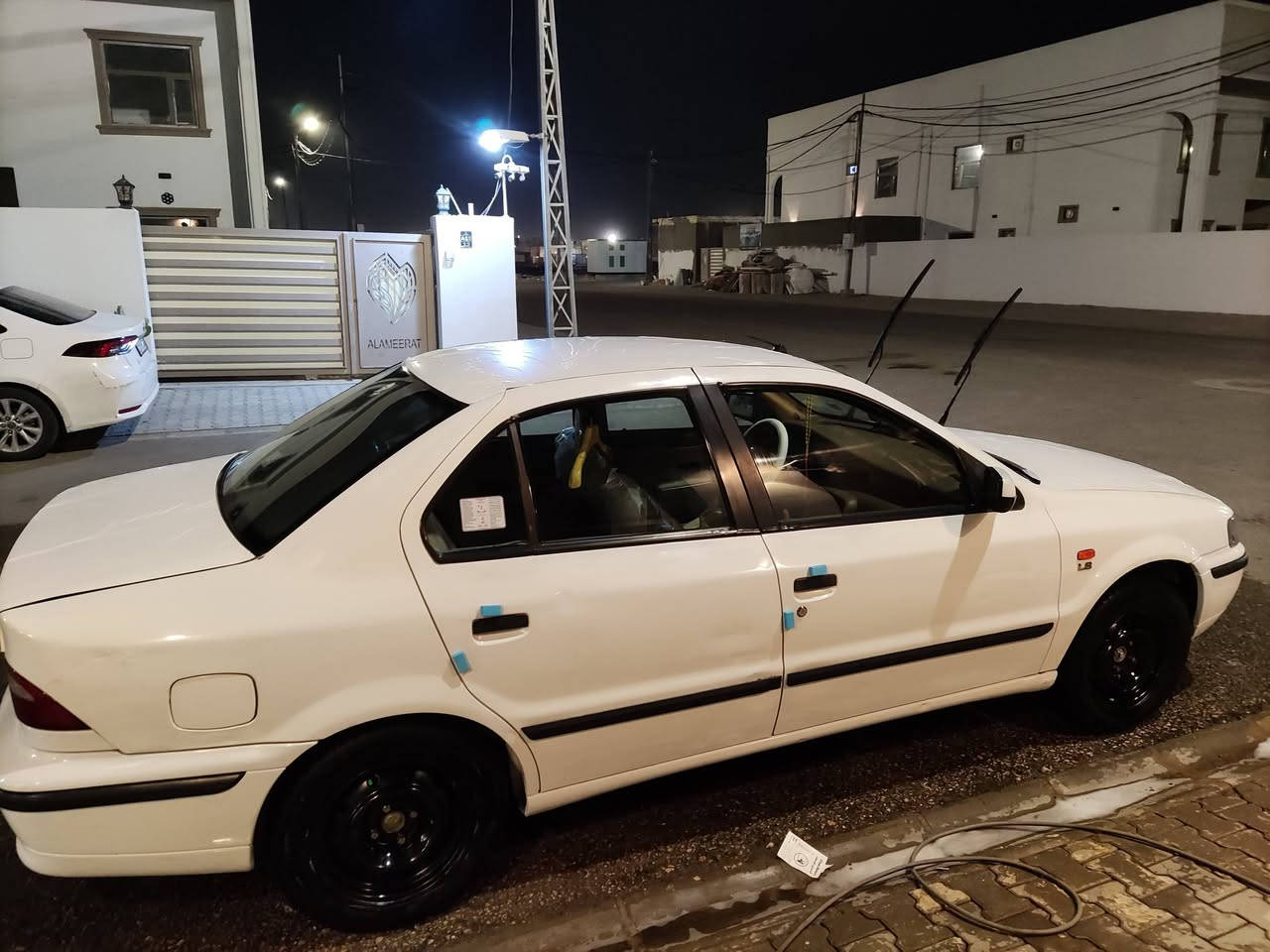 للبيع: سمند كرستال أصل.. مال جناي ونظافة فوول! 🚗💎
يا الله، السيارة غنية عن التعريف والي يدوّر نظافة يجي يمي
النوع: سمند (كرستال أصل).
الموديل: 2012.
المحرك: ماكينة خرسه ونظيفة كلش (شرط الفحص)
الكير: جديد ناعم 
التبريد: ثلج وجاهز للصيف
الدواخل: جديدة وريحة الشركة بيها كلش معتنى بيها
الحدادية: قبل فترة مشدودة جديدة السيارة غراضها كلها نفوذ
(الكشر): نظيف ويلمع مثل ما موضح بالصور.
الضمان (الكفالة):
السيارة مكفولة من كلشي (گير، ماكينة،وكشر)، 
سيارة جاهزة من الدعاميه للدعاميه لانقص ولا دوخة راس.. شغل واطلع وين ما ترید.
💰 السعر: 47 ورقة (4,700$) وبيه مجال بسيط للشراي 
📍 المكان: [عنواني نجف ]
📞 للاستفسار: [***********]
ملاحظة: السيارة مال جناي، والي يجي يشوفها ما يتندم.
