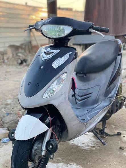 سلام عليكم ماكس غجمة للبيع دراجة كفالة فقط باتري نقصها تجي وتفحص سعرها 800قفل مكان بصرة مطيحة رقمي ***********
