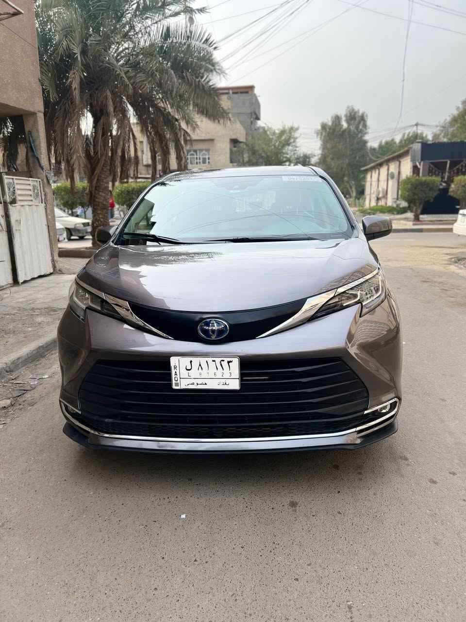 عندي سياره تيوتا سينا فول موصفات ٢٠٢٢ رقمه بغداد بسمي
***********
