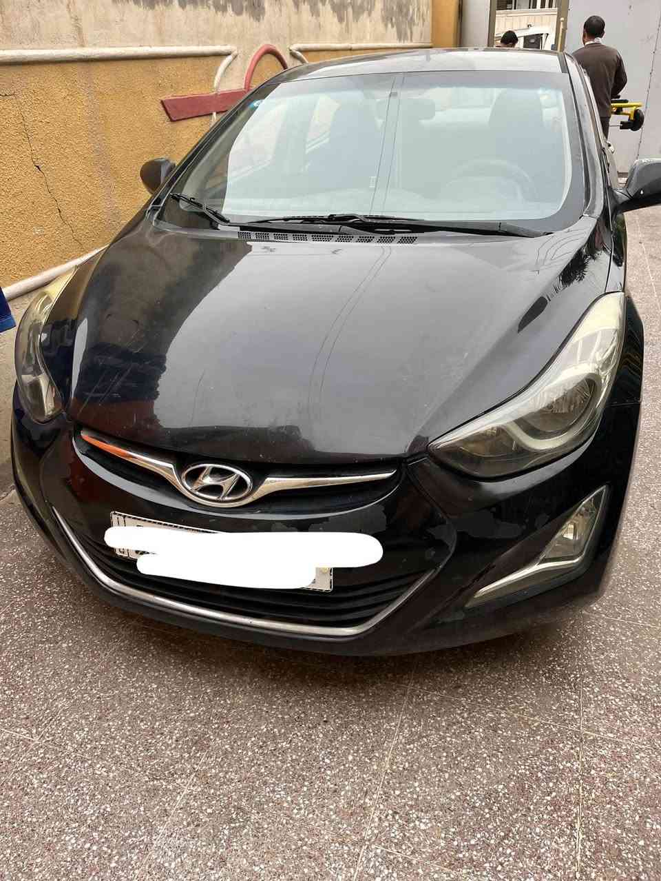 السلام عليكم ورحمة الله وبركاته 
سياره النترا  موديل ٢٠١٤ جديده ما بيه اي شي محرك مالته ١٨٠٠رقم بغداد باسمي سعر ١٠٥بيه مجال حك جيه رقم ***********
