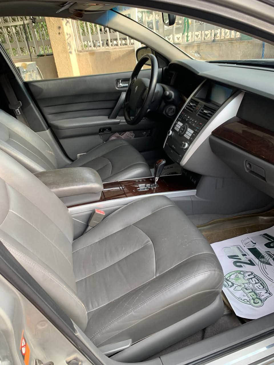 فول   VIPرش في الجاملغ الخلفي جديده جدا ستخدام من الزيرووورقم نكليزي V6
‭***********‬

السعر 115

