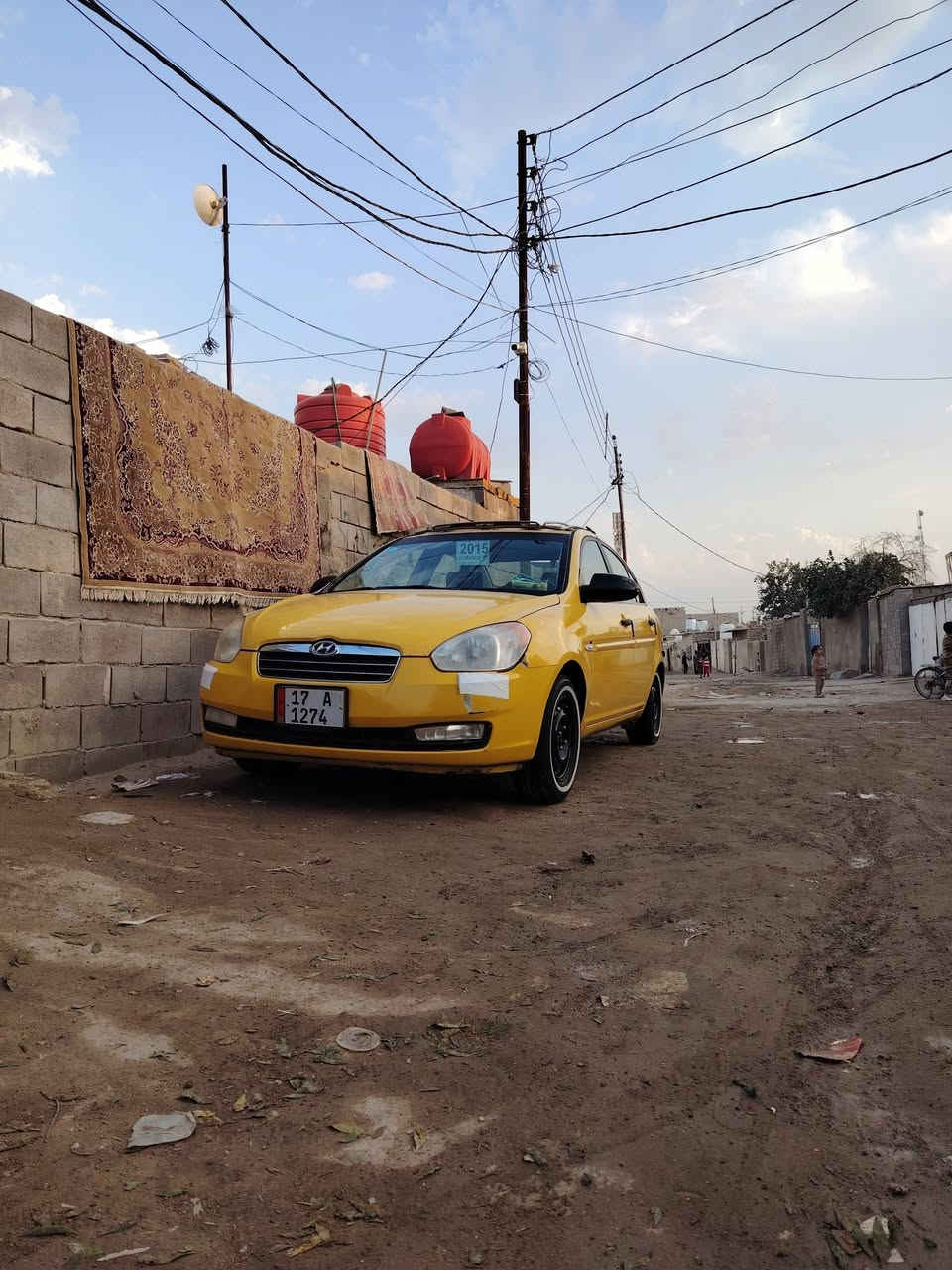 السلام عليكم اكسنت موديلات 2009 سياره جديده حلوه ومكينه كرتون جير توني شاده حداديه توني نافضها سياره تخم تاير سياره بديها مسبوق بيها متجر بيبارد وبيها معجون اربع اصابع البصره بالزبير انت ***********
