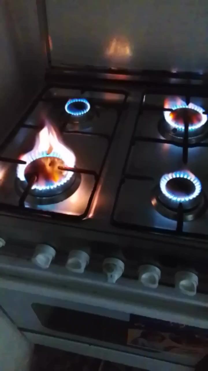 اخو الجديد مصري أربع مشاعل كلش نصيف استعمال شهر للبيع ١٧٠ وبي مجال


**إذا كنت صاحب هذا الإعلان وتريد حذفه لأي سبب، رجاءا أرسل رسالة إلى الدعم الفني**