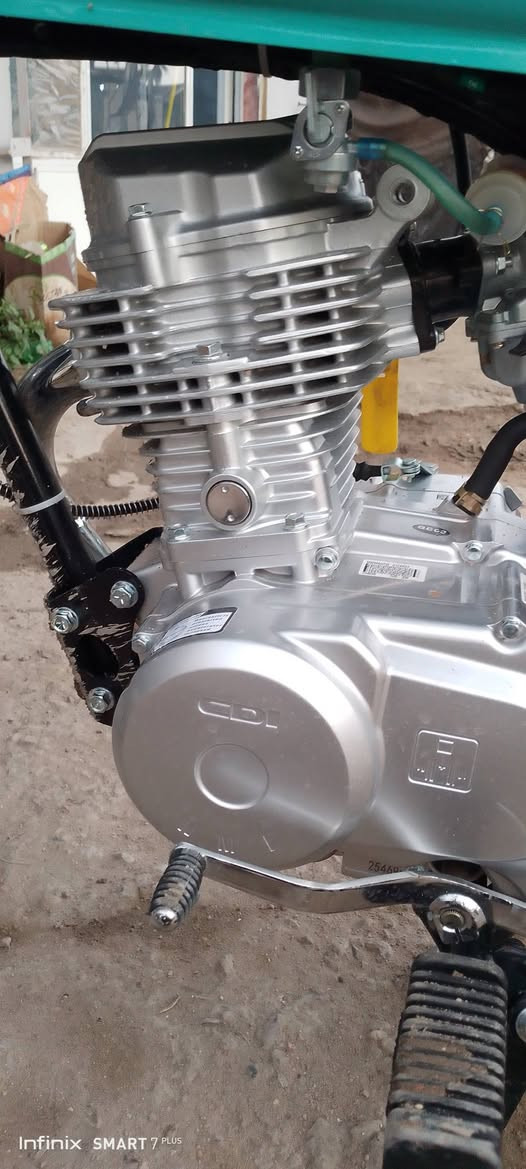 السلام عليكم دراجه تعمير كله 26ولشاصي 26اوراق سكنر صارله يومين من معمره عل سحك المكينه شلامجه السعر 925وبيه مجال ابو850اعبر المنشور المكان حله سياحي ***********
