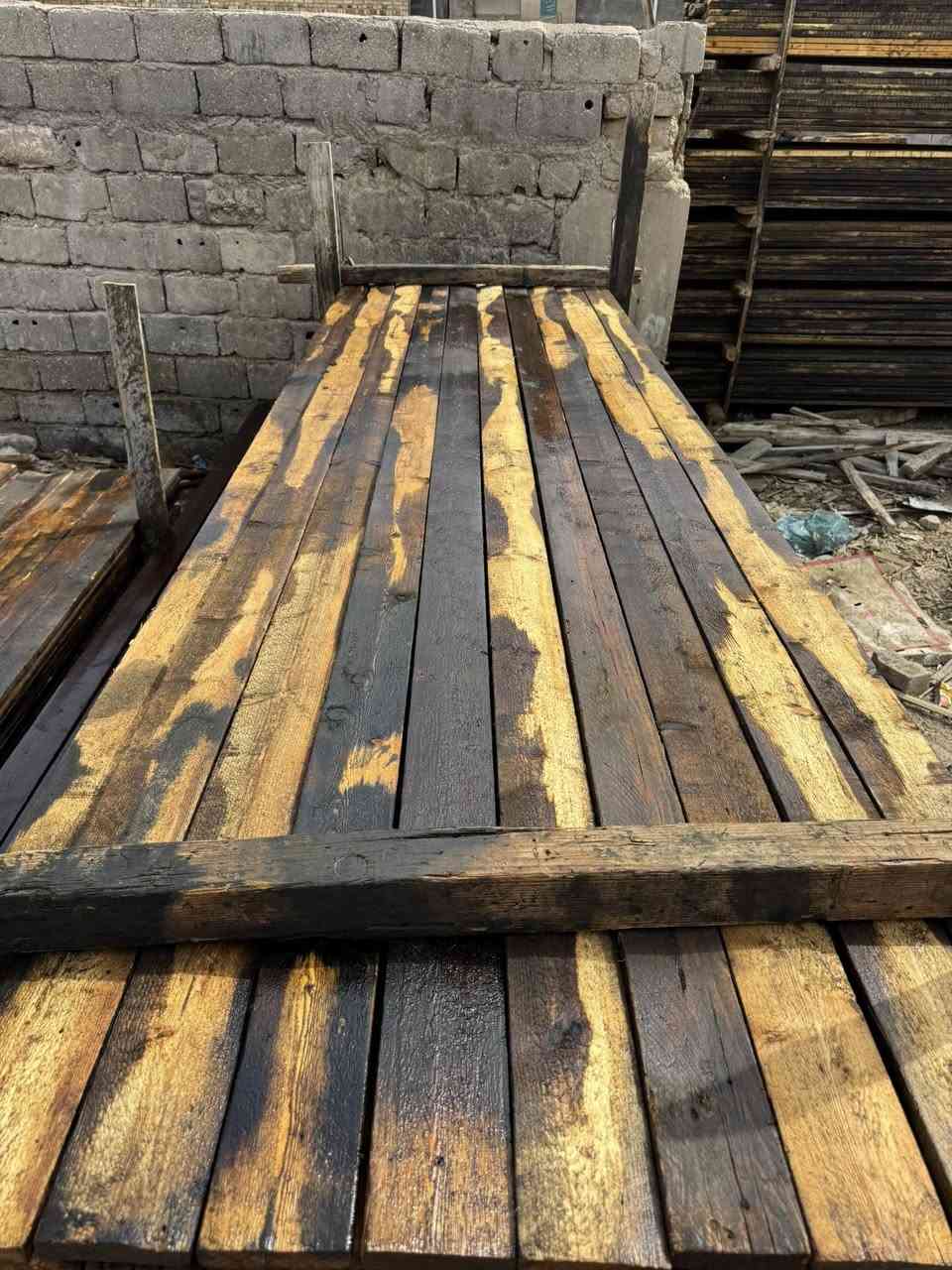 قوالب خشب عدد ثنين
قالب الاول عدد 11 مكعب 
قالب الثاني عدد 11 مكعب 
انج تارس روسي شرط ***********
