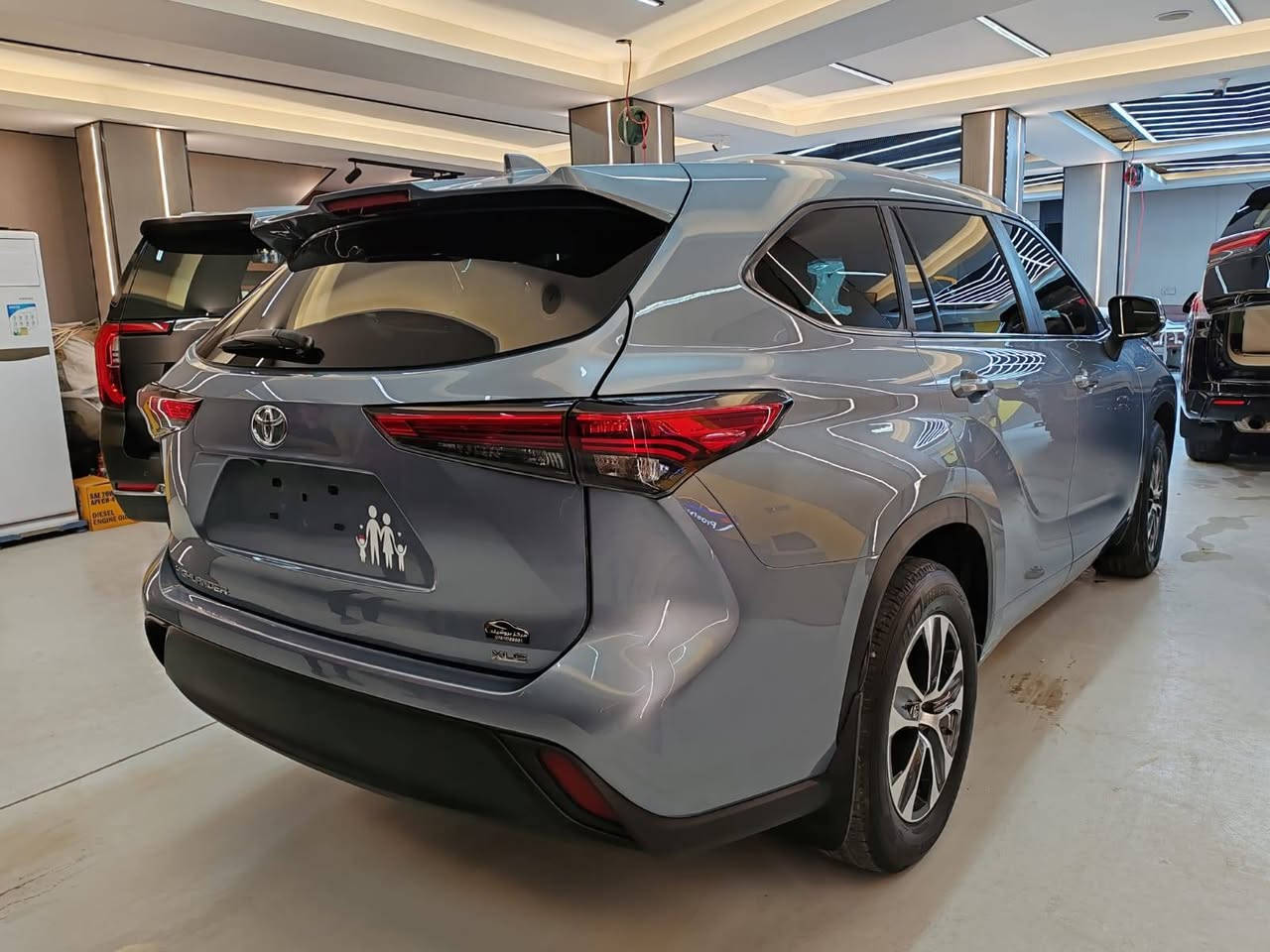 🚘 تيوتا هايلندر موديل ٢٠٢٣
#المواصفات
فئه سياره xle
٤ سلندر تيربو
المسافه المقطوعه ١٩٥٨٠
شاشه كبيره (اندرويد اوتو و كار بلي
كشنات جلد vip ( تدفئه و لون رصاصي)
حساسات خلفية
رادارات امامي و خلفي. تحديد مسار.....
فتحه سقف
تدفئه كشنات
شاحن لاسلكي
وباقي مواصفات  xle
#الضرر
تكحيل دور جاملخ خلفي و تكحيل  باب موضح بصوره من امريكا
***********
***********
#السعر 30500$
