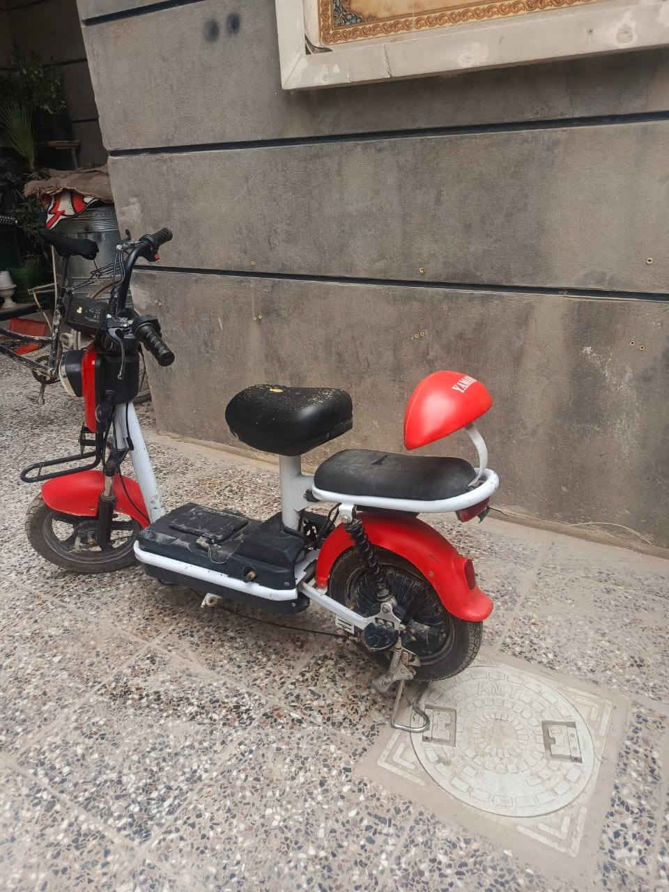 السلام عليكم،،
دراجه شحن حجم ١٤ اربع بطاريات نظيفه بحاله جيده ،
السعر ١٥٥ الف وبيهه مجال بسيط ،
التواصل بالرقم ***********،
مكاني الأمين الثانية، بغداد
