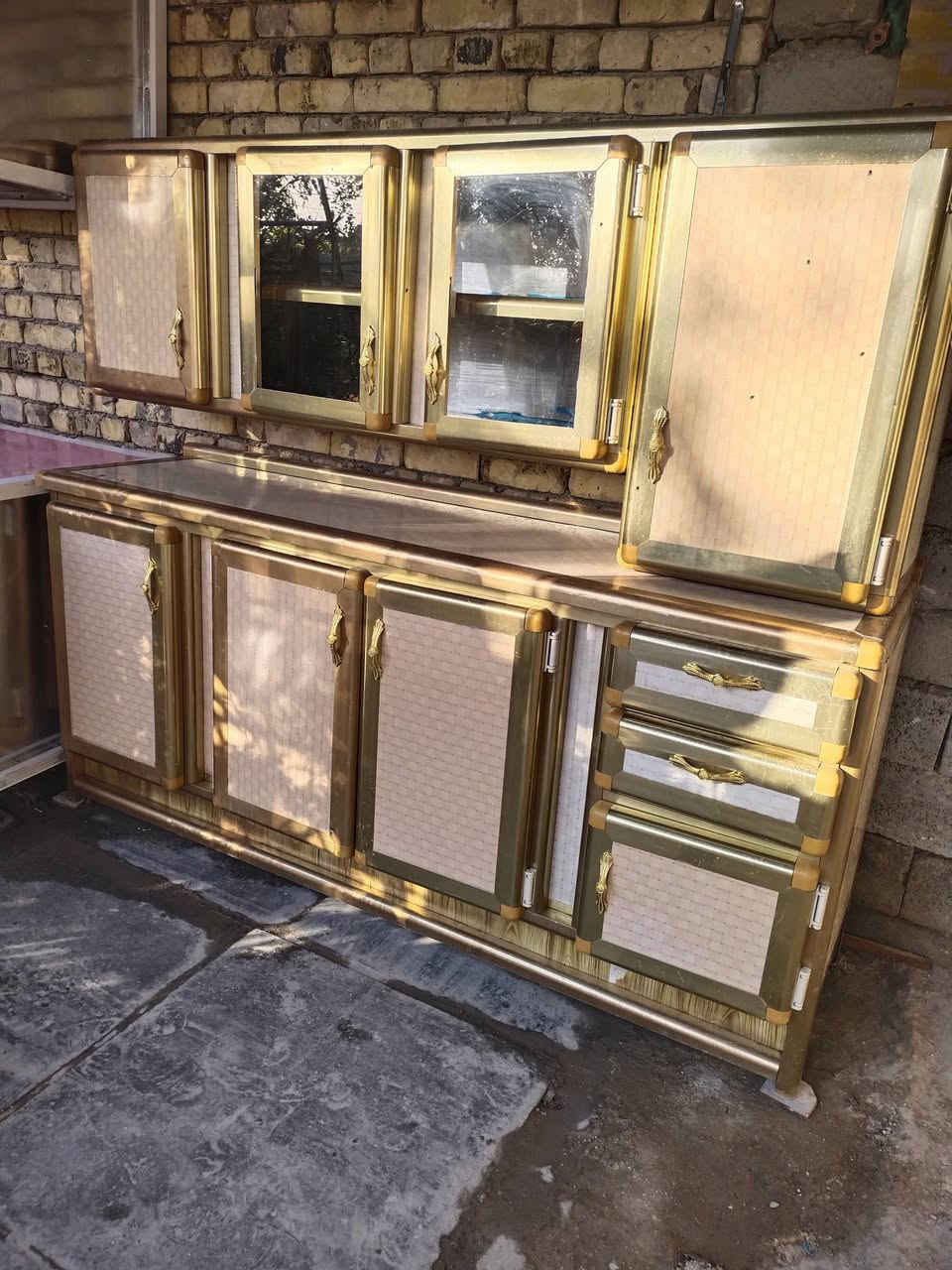 السلام عليكم كاونترات مستخدمات السعر على رقم التلفون ***********
