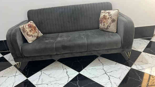 تخم تركي ١٠ نفرات اخو جديد للبيع ***********
