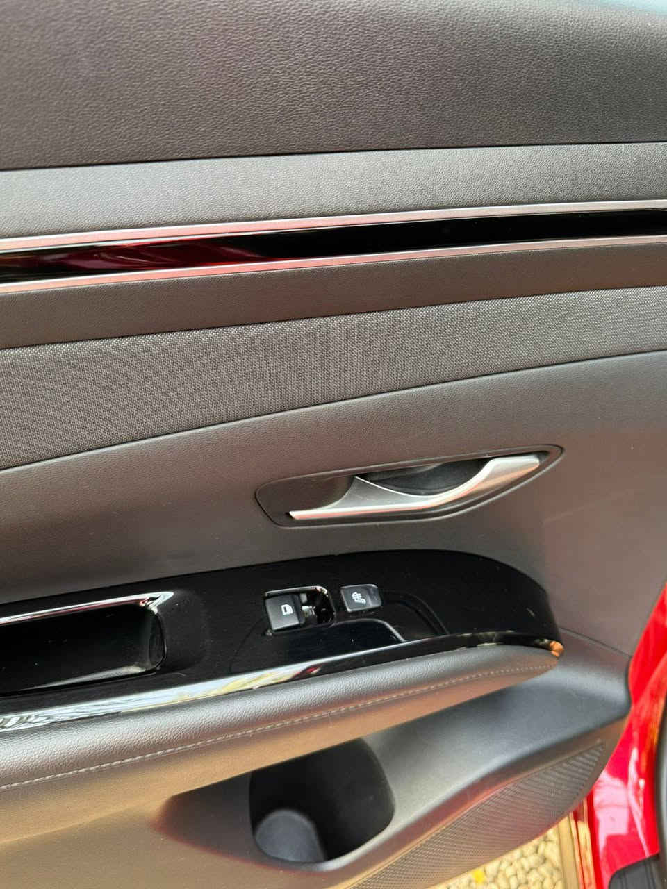 السلام عليكم كي 5فول مواصفات 1على1
السياره جيتي لاين موديل 25بعده بريحه امريكا
ماشيه 21اخت الزيرو
السياره مامرقمه ترقمه بسمك
حادثه بصيط قبق جنطه وجناله نفس الون
السعر 205وبيه مجال بصيط
مكانه بلحله بلسياحي 
‏‪***********‬‏
