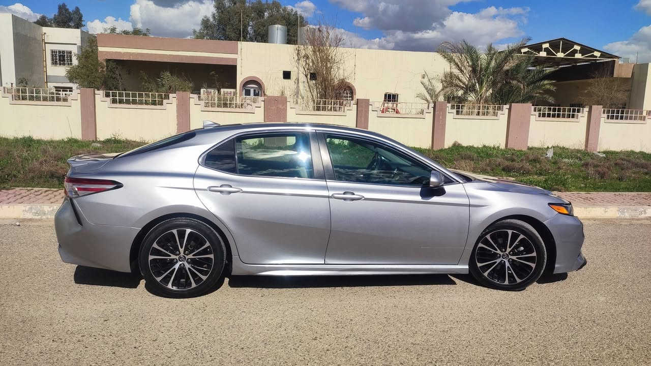 السلام عليكم 
كامري SE 2020 
مواصفات معروفه 
رقم بغداد دولي تحويل ثاني يوم 
كهربائيات صفر كلها شغاله 
ضرر جاملق و بونيد بدون شاصي
مكان كركوك 
السعر 169 وبيها مجال بسيط

اتصال 
***********
***********
ما متواجد على خاص اتصال فقط
