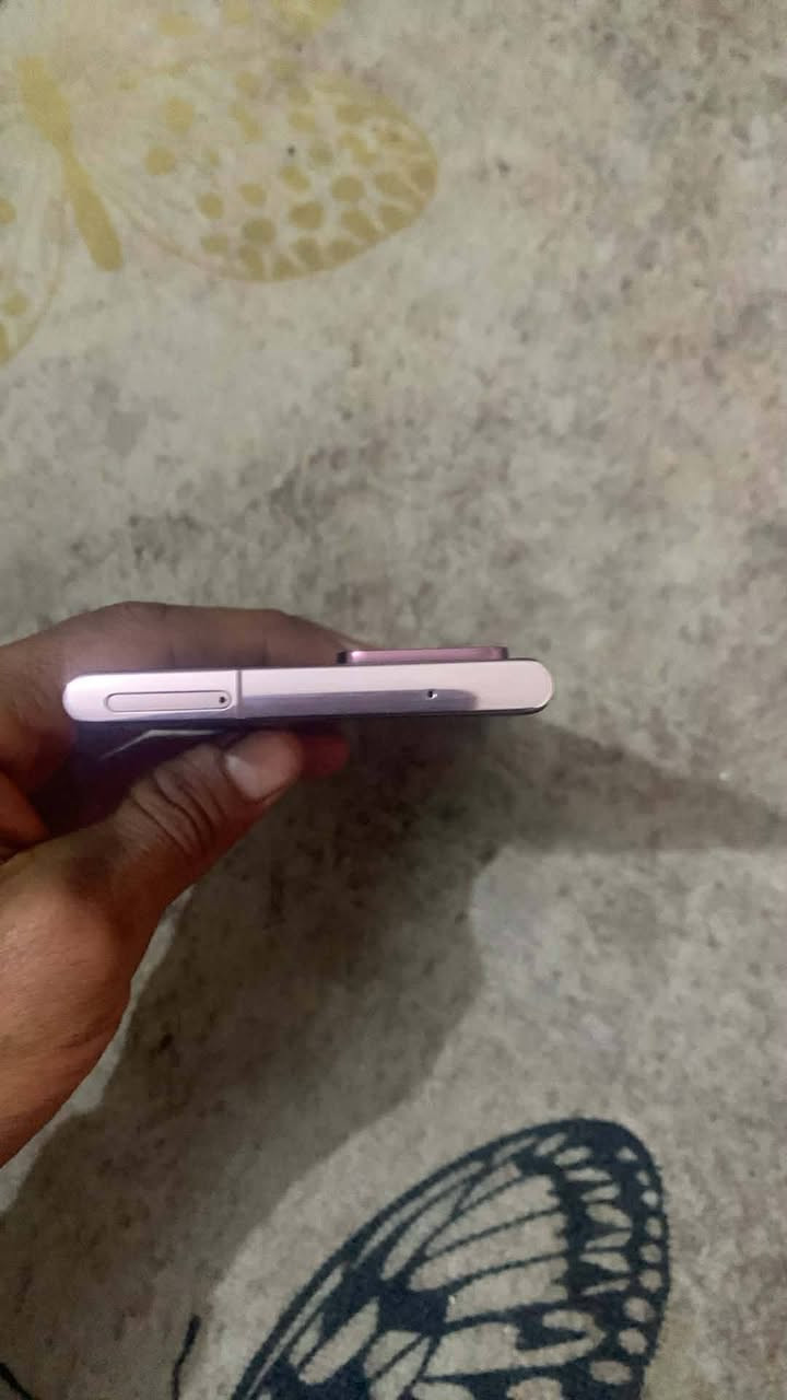 نوت 20 الترا C5 ذاكرته 256 الجهاز نضيف وكلشي بي شغال شحن كامرات تكنيك سمعات صوت سيمركرتات بصمه وجه وبصمه بالشاشه قلم كلشي بي شغال والجهاز ابد مداخل مصلح ولا غير المصلح
عل الفحص وعل الضمان تأخذه سعره ب 300 الف وبي مجال لشراي يرهم مراوس وطي فرق أو أخذ فرق حسب الجهاز مالك مكاني ابغداد بلمدينه الصدر توصيل ماعندي


**إذا كنت صاحب هذا الإعلان وتريد حذفه لأي سبب، رجاءا أرسل رسالة إلى الدعم الفني**