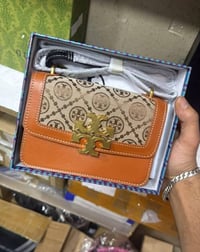 جنط • ماركة