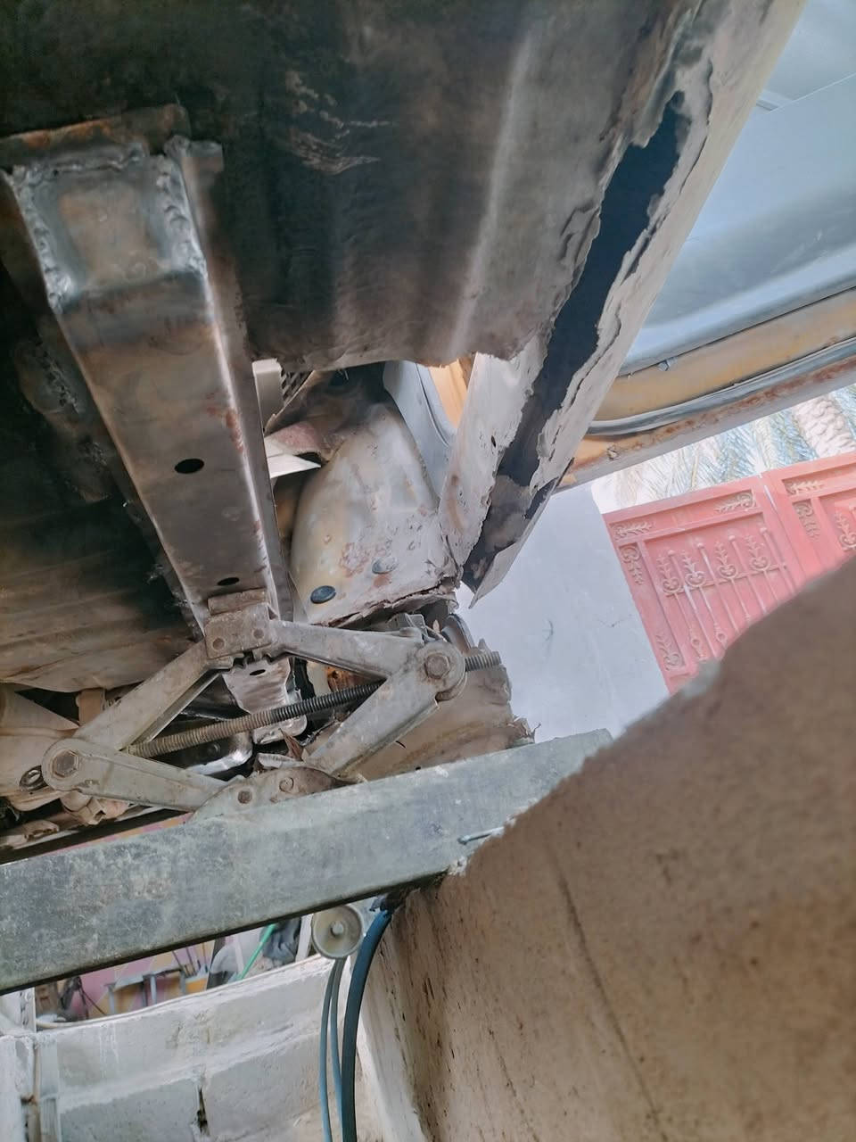 سيد احمد المعموري لسمكرة وصبغ وبولش لكافه انواع السيارات ***********
*********** ©©عامود 228كربلاء قرب مركز شرطة عون ع
