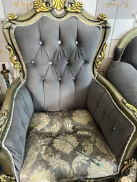 تخم 10 مقاعد ابو التاج ملكي خشب ثكيل كلش يحتاجها دوشمة فقط سعر 450 وبي...