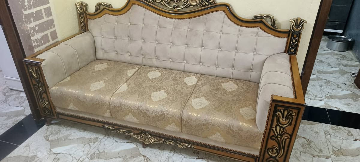 السلام عليكم تخم ملكي صندوقي تسكام استخدام ٣ اشهر مسكمه مليون وميتين رايده ٧٥٠ ديوانية


**إذا كنت صاحب هذا الإعلان وتريد حذفه لأي سبب، رجاءا أرسل رسالة إلى الدعم الفني**