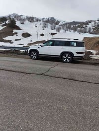 سنتافيا ٢٤ وكالة الت ساك ماشية ٣٥٠٠كيلو زيرو فول داخل جلد ابيض مغلفة P...