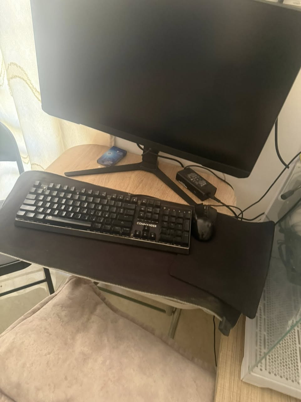 السلام عليكم تجميعه للبيع مواصفات

i5 9400f
رامات 16
هارد 1T
ssd12GB
RTX 3060 
*********** عنوان بغداد
السعر مليون 300 الف
