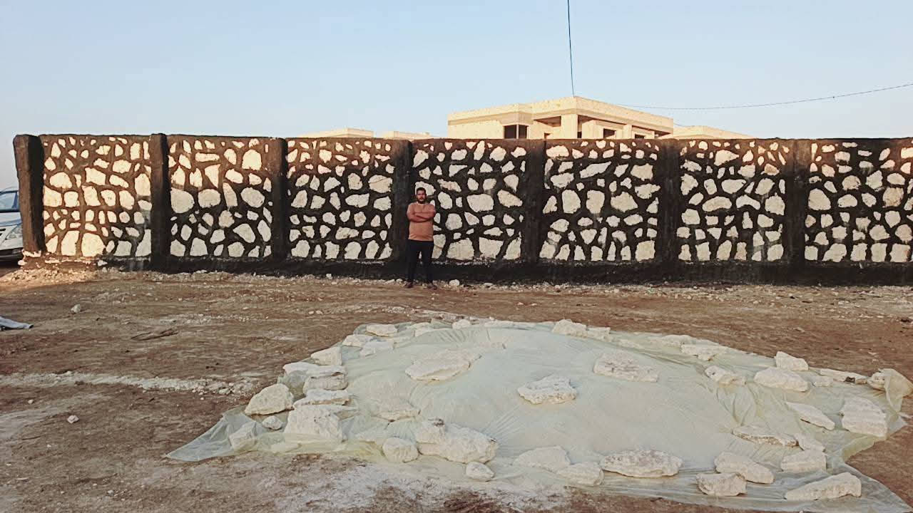 السلام عليكم 
اهم من كل شي صدق العمل 
بناء حجر  بيوت  ،، اسيجه  ،، رصف شواطي 
 ،، بحيرات نافورات  ،، شلالات  ،،
 من الحجر كرسته شغل درجه اولى 
الاستفسار ***********
***********
