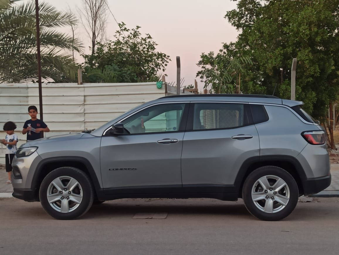 السلام عليكم 
جيب كومباس 2022 رقم بغداد الجديد صور حادثها مرفق مع الصور 
السعر 117$وبيها مجال بسيط 
للأستفسار خاص او ع الرقم ‭٠٧٧٧ ٠٤٠ ٦٠٧٥‬
