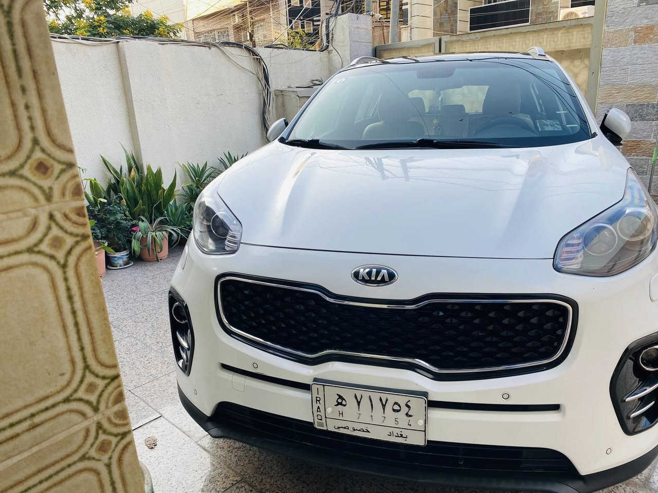 كيا سبورتج موديل 2019 خليجي فول واحد على واحد مكفولة ماشية 46600 لف بغداد على إيدي نظيفة من كل النواحي 
السعر 21500$
مكانها كاظمية ***********
