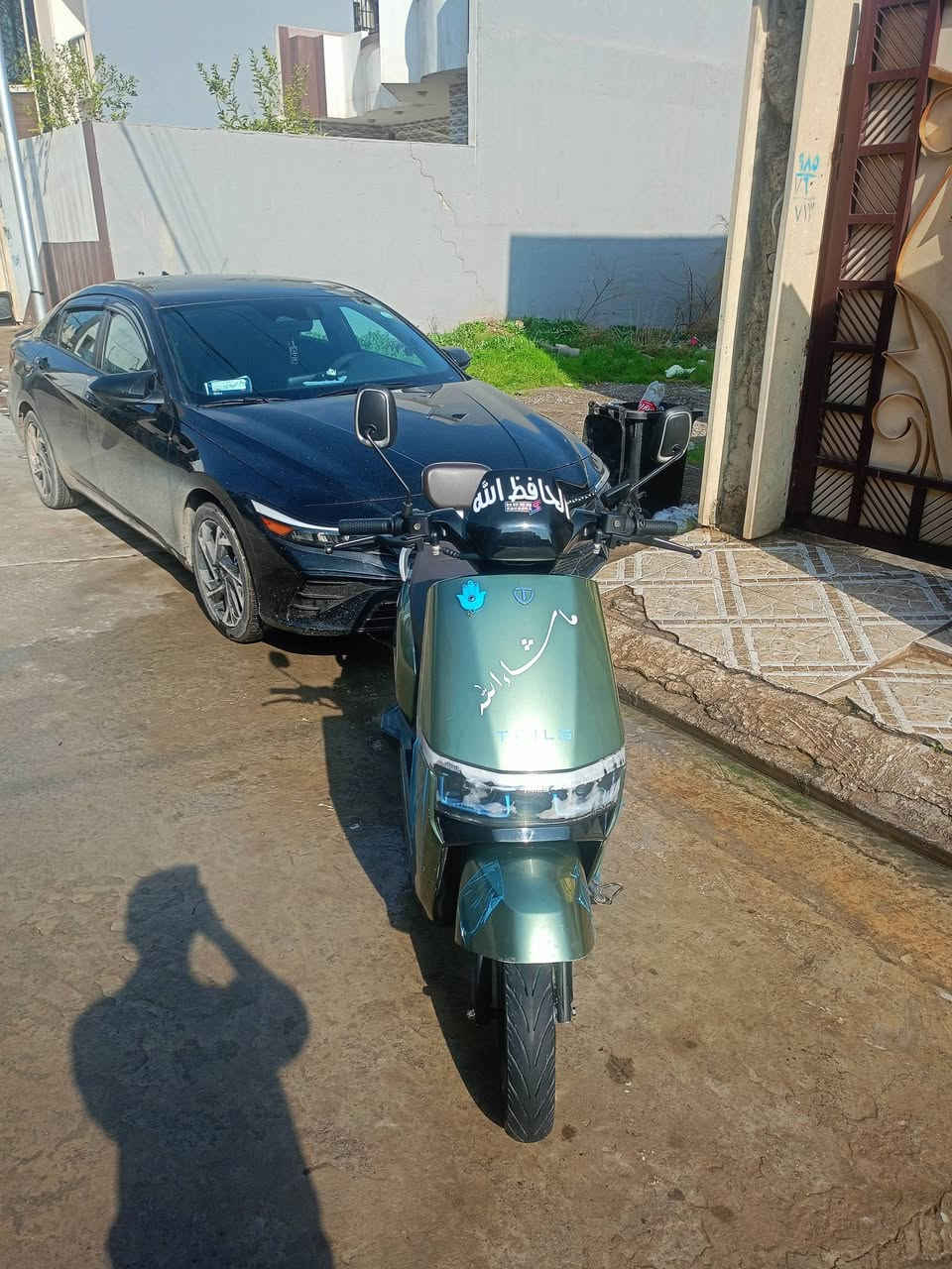 سلام عليكم 
ماطور تيسلا 
نضيفه
مستخدمه شهرين ونص
يمشيك 70الى 75كيلو
6بطاريات دبل مسطره
الشراي يجي خاص ونتفاهم
مكاني موصل حي المزارع مقابيل مستشفى السلام
للاتصال على الرقم فقططططط
***********
بي واتس اب
ملاحضه:عل ماسنجر مامتواجد فقططططط اتصاللل
