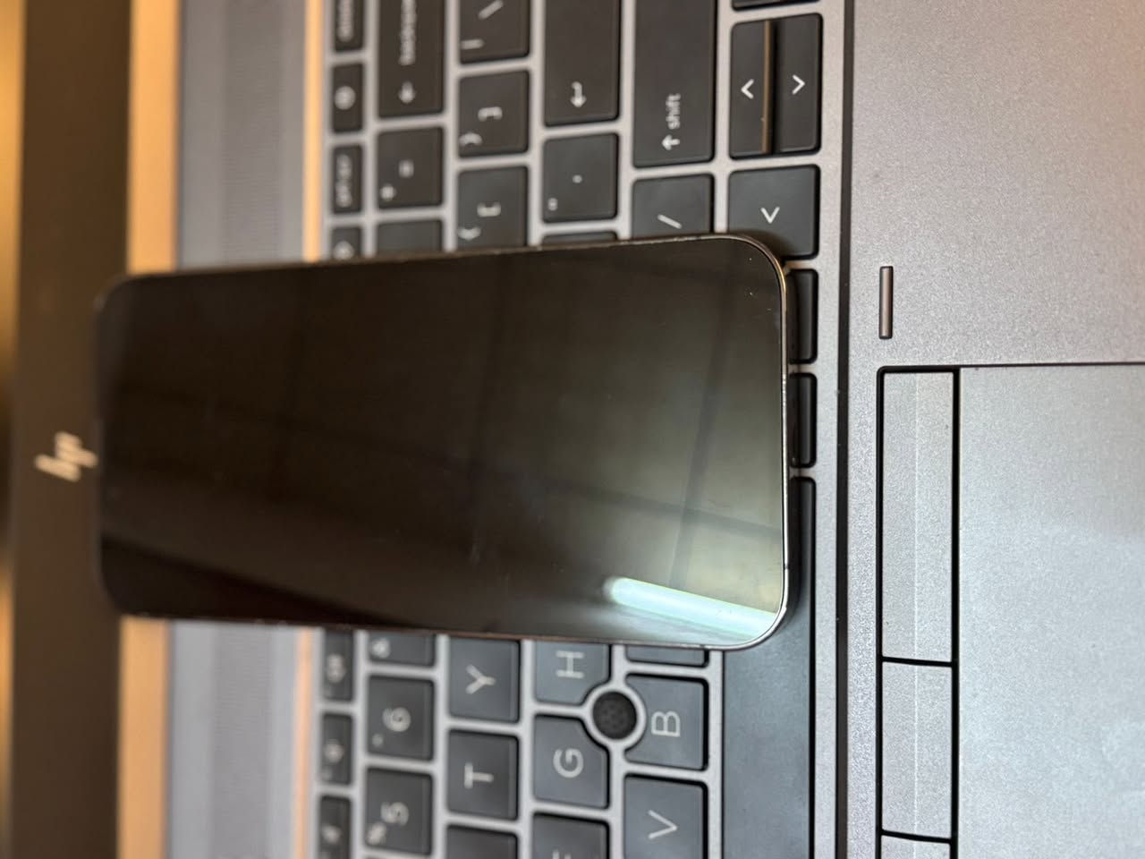 IPhone 13 Pro
عربي
ايفون ١٣ برو
لون الگرافايت (الرصاصي)
بطارية ٧٦٪؜
شاشة بلادي بدون خدش
بطارية بلادي 
معاه ٣ كڤرات
العنوان داخل اربيل ويوجد توصيل داخل المدينة فقط
***********

كوردي
ئايفۆن ١٣ پڕۆ
رەنگی گڕافایت (ڕەصاصی)
پاتری ٧٦٪ 
شاشە و پشتی خاوێن 
پاتری بیلادی
٣ کەڤەری لەگەڵ دێتن
ناونیشان ناو هەولێر و گویاندنیش هەیە تەنها بۆ ناوشار
