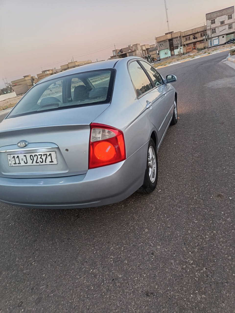 اسبكتره مديل 2006 محرك 2000 وكير حداديه و تخم تاير جديد سياره نضيفة حادثه بصيط بخشم الجاملغ المامي  مصبوغه جماليه السعر 72 العنوان كربلاء حي العامل (***********) (***********)
