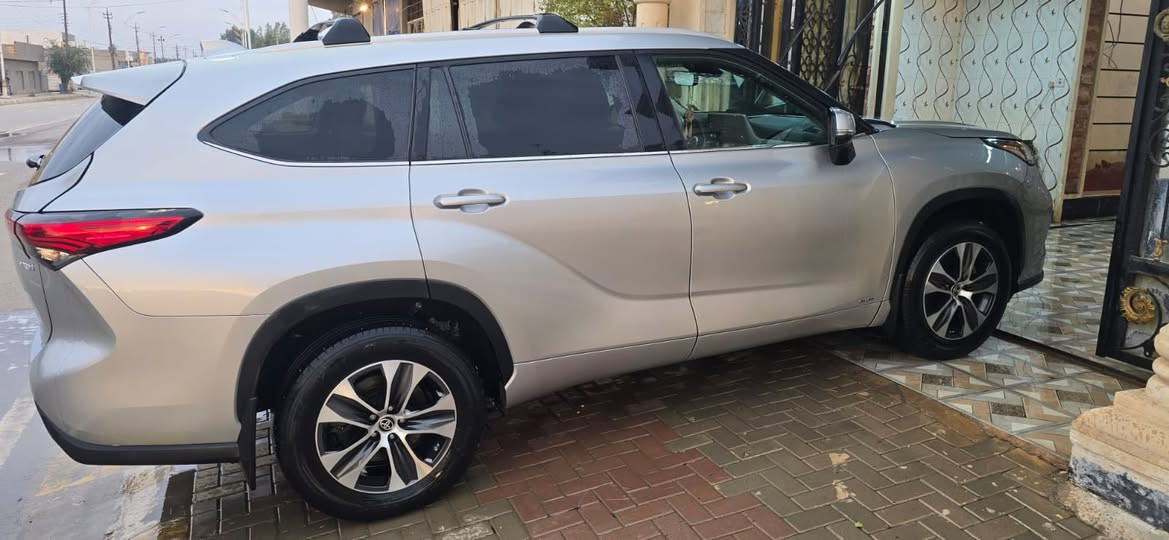 هايلاندر هايبرد2023 فول
العداد25الف كيلومتر
فتحة سقف
3قطع تبريد تحكم خلفي منفصل
بصمة تشغيل وابواب دخول ذكي
رادار امامي وجانبي وخلفي
نقطة عمياء
هيترات ضباب بالمري الجانبية
تحديد مسار
مثبت سرعة
مانع انزلاق
شاشة كبيرة تدعم كار بلي ناطقة
كاميرا خلفية
فور ويل 
انارة ترحيب 
3انضمة قيادة
ايكو/نورمال/سبورت
كراسي الامامية كهرباء وجنطة كهرباء
 كشنات جلد تدفئة
كراسي خلفية منفصلة𝘃𝗶𝗽
هند بريك اوتو
تبريد بيانو
بردات سحب بلادية
شاحن موبايل وايرلس
السيارة كلين تايتل
***********
***********
للاستفسار يرجي الاتصال
موقع السيارة/صلاح الدين ناحية الاسحاقي
