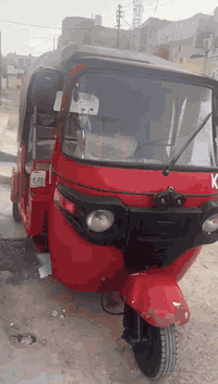 السلام عليكم اخوان تكتك 2018 اوراق بصره وكيلها بصره السعر مليونين وربع وبيها مجال العو عنوان ميسان العماره رقم الهاتف ***********
