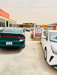 تشارجر SXT • ٢٠١٥ • باب السايق