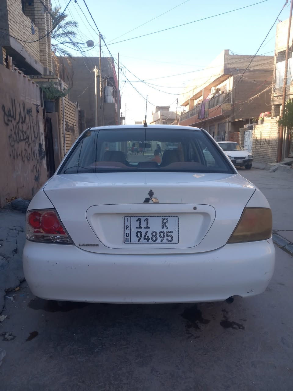 السلام عليكم لانسر موديل 2012 باسمي هزه ورقم جديد تخم تاير جدد دسكات ودوشمه جديده راديترات ومنضومه مال مي كامله جدد تبريد ثلج سياره جاهز  ع  اخر حبايه مابيهه كل نقص كير ومكينه خير من الله السياره بيهه ضربه بل جاملغ الامامي مبدل والدواير الخلفيه صبغ والجاملغات هم صبغ ابيعلك حزام مكاني نهايه بغداد  نهايه حي اور 
*********** 
السعر ب 79 وبيهه مجال بسيط
