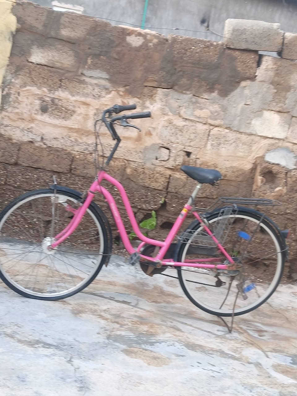 سلام عليكم بايسكل للبيع كامل مكمل بريكات أمامي خلفي جوابة تايرات جدد حجم 26  كلوب شغال  كلة بلادي  كلشي ما يحتاجلة  السعر 75 بي مجال للطيبين مكاني ديالى المقدادية الأحمر مقابل مكتب العصائب


**إذا كنت صاحب هذا الإعلان وتريد حذفه لأي سبب، رجاءا أرسل رسالة إلى الدعم الفني**