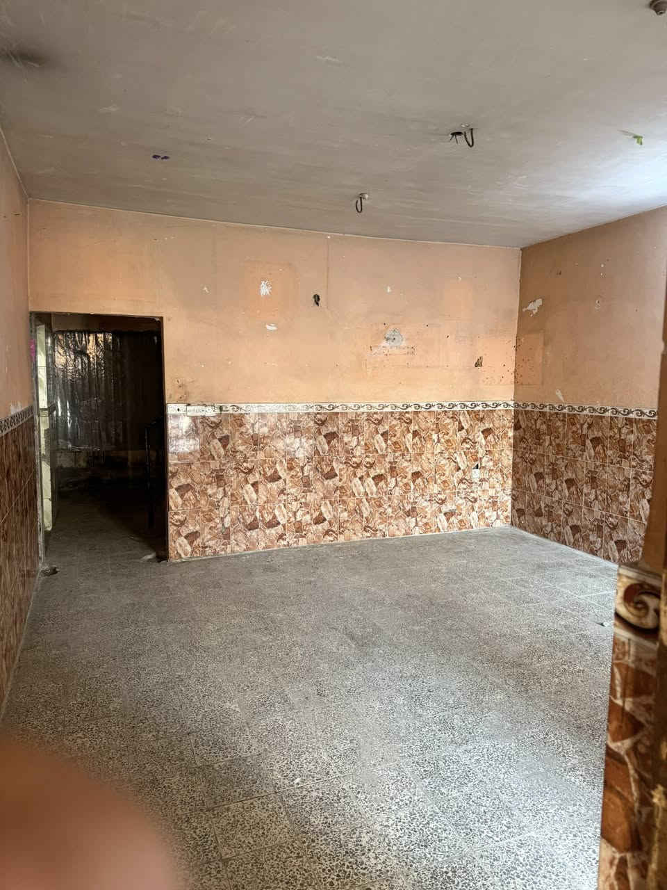 للإيجار بيت مساحة ١٢٠ م طابق واحد
أستقبال + مطبخ + غرفة نوم + صحيات + بيتونة  

العنوان / الشعب شارع الصحة المنطقة المقابل جامع قباء

للأستفسار الاتصال *********** مكتب الكرار للعقار
