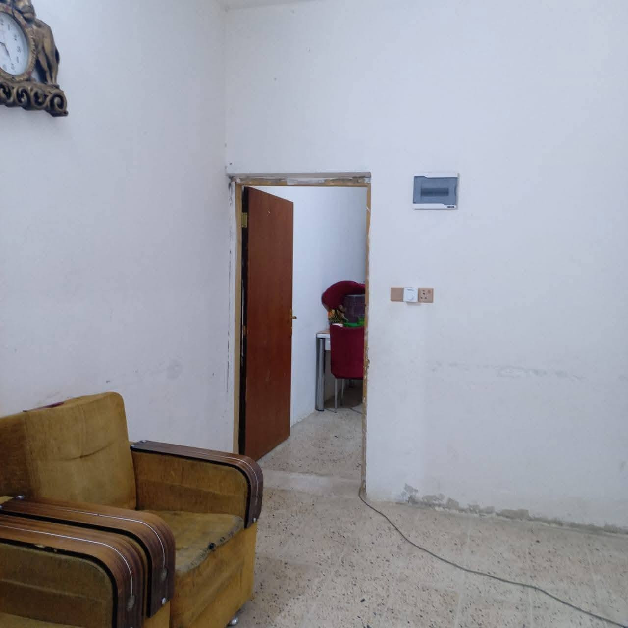 مشتمل _للبيع 🏡

  🌍 الموقع  /سامراء حي الجبيريه الأولى 🏡
  📍 

  📐 المساحه  / ( 150  ) طابق 🏡
  🧱  سيراميك   _ بدايه  شارع 6🏡

  📄  طابق   ✅️ 

  💠 يتكون غرفة  واستقبال 
                    وصاله واسعه ومطبخ
                     🏡    وحمامات  داخلي وخارجي  🏡
                               

  💰 السعر  / ( السعر 57 مليون وبيه مجال 🏡

        ■■■■■■■■■■■■■■■■■■■■■■■■
           للإستفسار أكثر يمكنم التواصل عبر رقم الهاتف 
                ☎️ ( ***********)☎️  

        
  🙋‍♂️ مكتب السهل الاخضر للعقارات الضباط الثانيه 🏡
