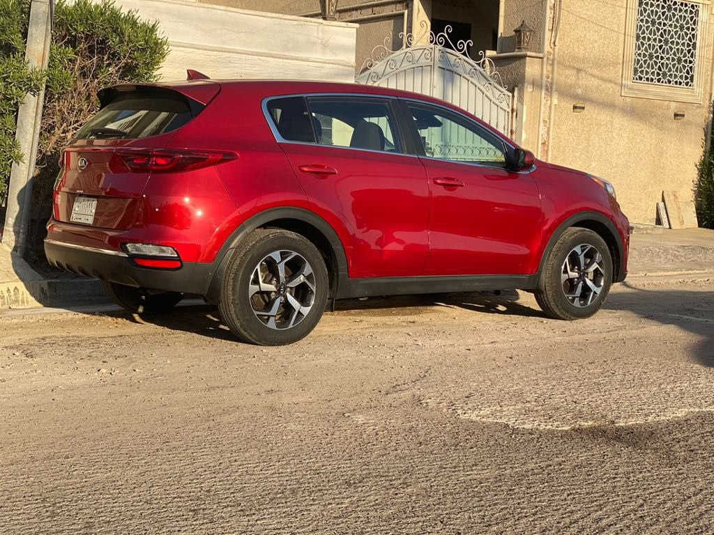 2021 سبورتج
ماشي ٦٠ميل
رادار تحكمات ستيرن
كامره شاشة بصمة ابواب
تحديد مسار انظمة قيادة 
سنة الدخول للعراق 2024
بيع او مراوس جارجر مكاني بغداد شارع فلسطين
١٦٨سعر
*********** واتساب
