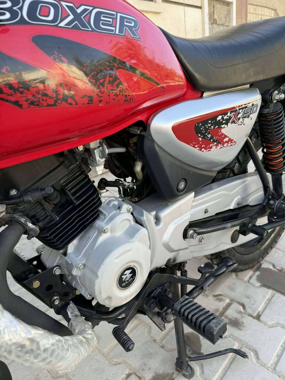 سلام عليكم دراجه بوكسر موديل ٢٣ شهر ١٠ مرقم سنويه ولوحه بغداد دراجه اخت الزيرووو مكفوله من الشخط كفاله عامه مابيه اي نقص نضافه فول الشراي يتصل *********** مكاني ديالئ بعقوبه
