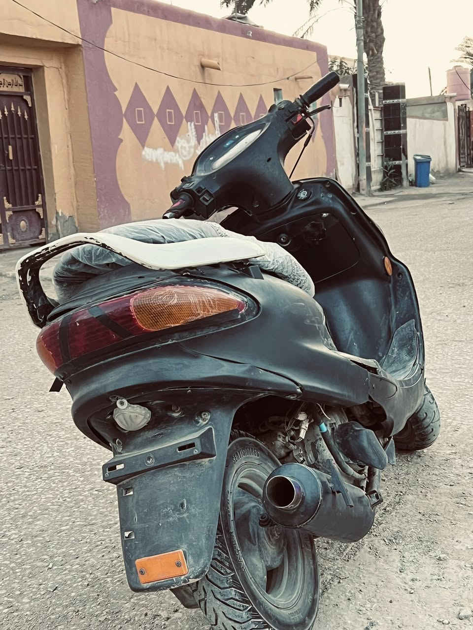 دراجة ياماها دولفين للبيع شغالة نكرة سلف وهندر كهربائيات شغالة كاملة صالنصة رياضي والبلادية موجودة وكفراتها الاصلية موجودة هم السعر ٢٧٠بيها مجال العنوان ناحية الطليعة بابل


**إذا كنت صاحب هذا الإعلان وتريد حذفه لأي سبب، رجاءا أرسل رسالة إلى الدعم الفني**