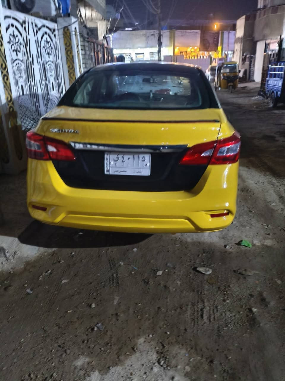 السلام عليكم
سيارة نيسان سنترى للبيع موديل 2018
الرقم خصوصي السعر 
بشدة وبيها مجال
العنوان/الدورة ابو دشير
الرقم ***********
