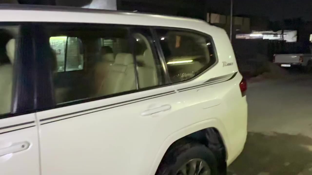 السلام عليكم للبيع لاندكروز موديل 2022 تكمه وسنويه ساز تطبيق ثلاث شاشات   تريد تحويل ثاني يوم مكفول كفالة عامه من صبغ وتبديل وفتح
جديدة معنى كلمة
فول موصفات 1/1
بصمه تشغيل
بصمه أبواب لمس
تشغيل عن بعد فتحه سلايت
كشنات ثنين كهرباء
كشنات جلد
كشنات تدفئه تبريد
8ايرباك
زراكات
مري شفط
شاشات خلفيه
مطفايه حريق
جنطه شفط
سبعه راكب
ثلاث قطع تبريد
محرك 4000 تنفس طبيعي
حساس امامي
حساس خلفي
سبير منازل
وباقي موصفات ساز معروفه
ماشيه (74) الف حقيقي
سعر(640) وبيها مجال
الاستفسار اتصل على الرقم ***********
مكان واسط الصويرة ترهم مراوس حسب القناعة
