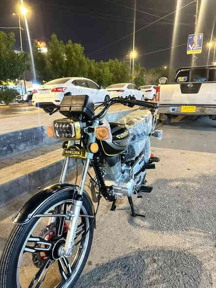 سيفان 5كير رقم وسنويه نجف مداور ثاني يوم شاصي 2022غراضهه 2025ستعمال شهر واحد فقط مكفولة من كلشي مكينه ما مفتوحه وناعمه كهربائيات شغاله كلهه جاهزه للخير واحله من الصور السعر مليون و300مكاني نجف حي الجامعه *********** النجف
