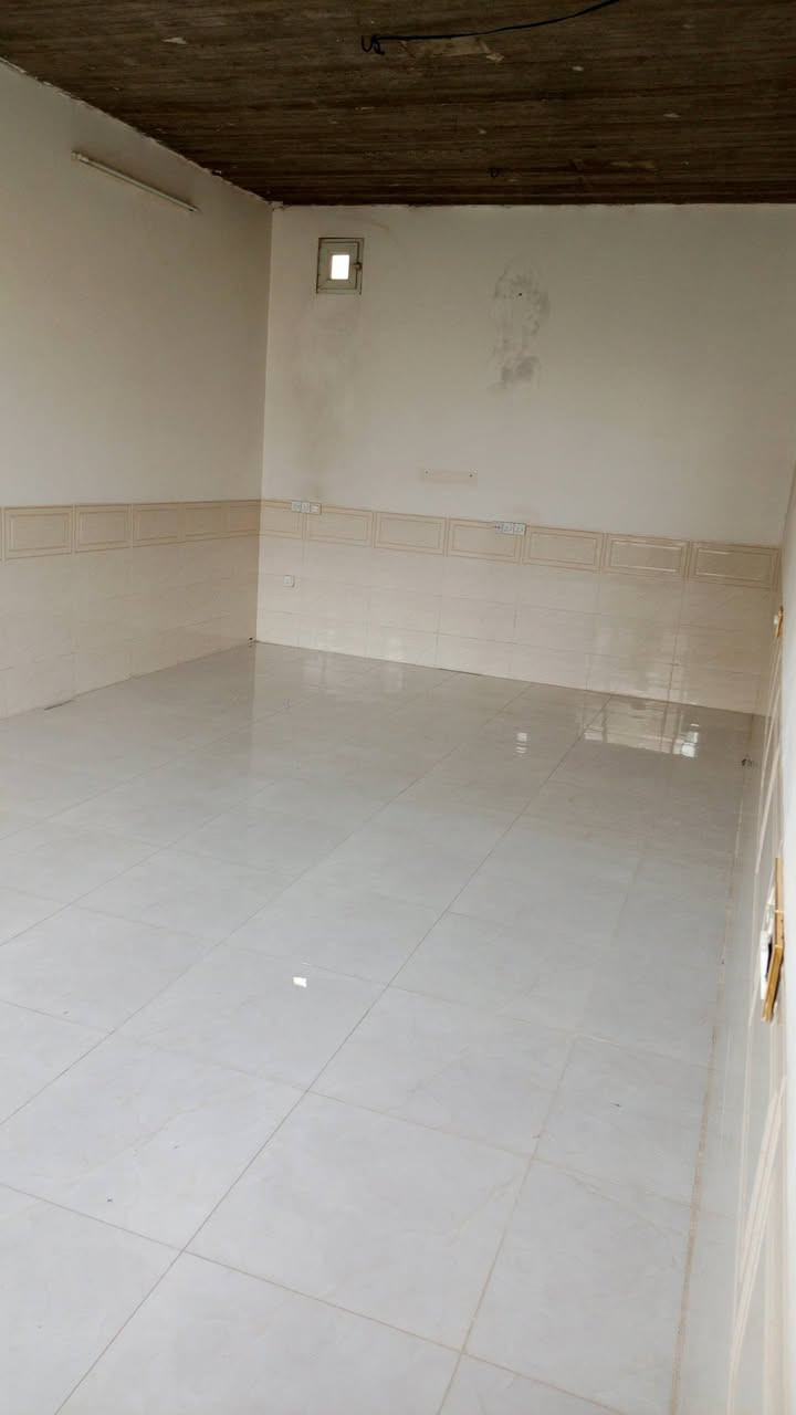 دار للبيع طابو صرف 
المساحة 200مترطابق واحد 
_______________________
العنوان حي العسكري خلف جامع سداد مقابل حديقة 
سعر 145مع مجال 
_____________________
للستفسار اتصل على أرقام 
***********
__________________________
اوزيارة المكتب كركوك حي الاسرى مفقودين مقابل مطعم روما 
بادارة أبو مصطفى
