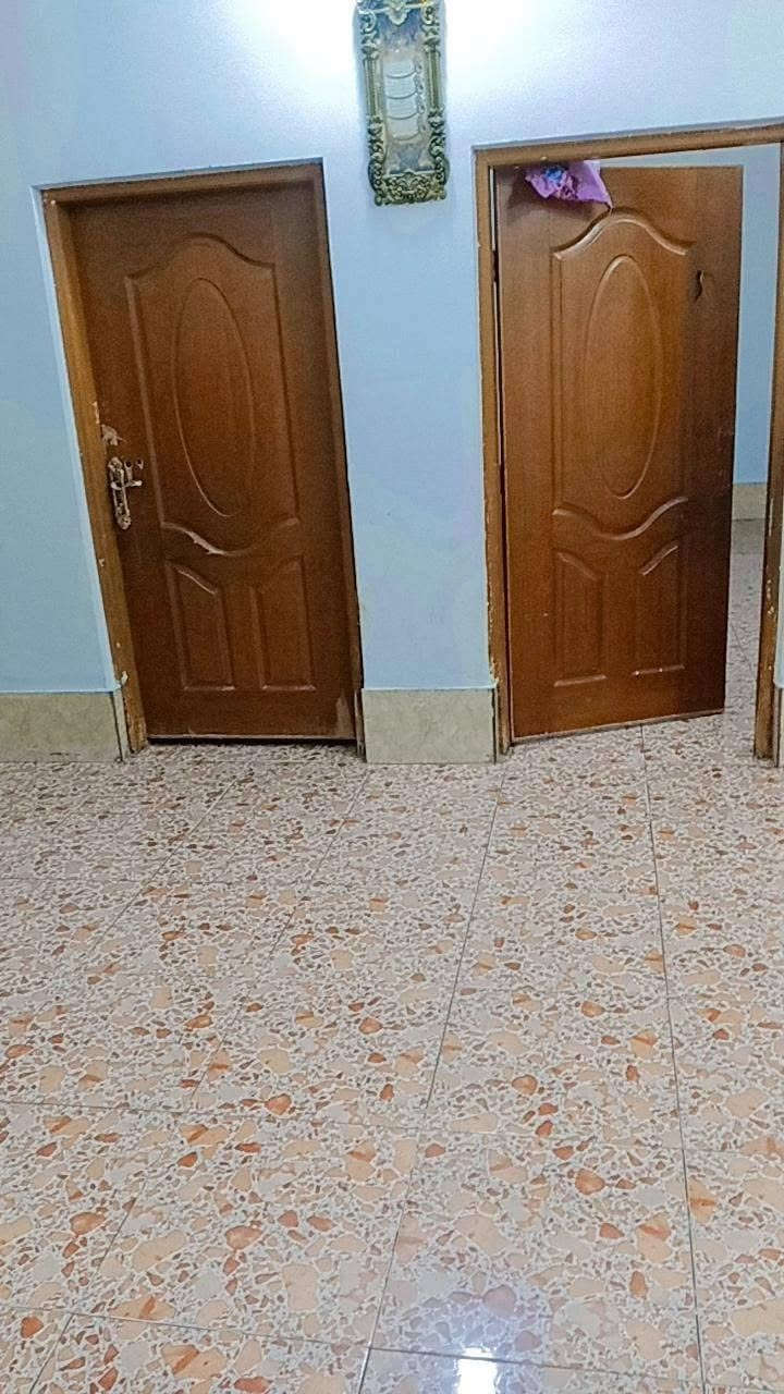 🏡 دار للبيع – فرصة مميزة في الرمادي / الصوفية – بداية منطقة البوسودة

🔹 المساحة الكلية: ١٨٠متر 
🔹 جنس العقار: طابو زراعي – تحويل مباشر
🔹 نوع البناء: بلوك مضغوط

مواصفات الدار:

غرف نوم: 2

صالة واسعة

استقبال

مطبخ

كراج + حديقة

مجموعة صحيات داخلية وخارجية

📍 الموقع مميز ضمن منطقة سكنية متكاملة، تتوفر فيها كافة الخدمات من ماء وكهرباء وتبليط ومدارس، مع بيئة هادئة ومناسبة للعوائل.

💰 #السعر: ٨٥ مليون.

للمزيد من التفاصيل يمكنكم زيارة مكتبناا مكتب العين العقار ع شارع 40 مدخل الصوفيه الثانية 

***********
***********
***********
